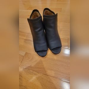 Natural Soul Demi Womens 7M Black,Side Zip,Open Toe,All-Thru-Comfort Ankle Boots